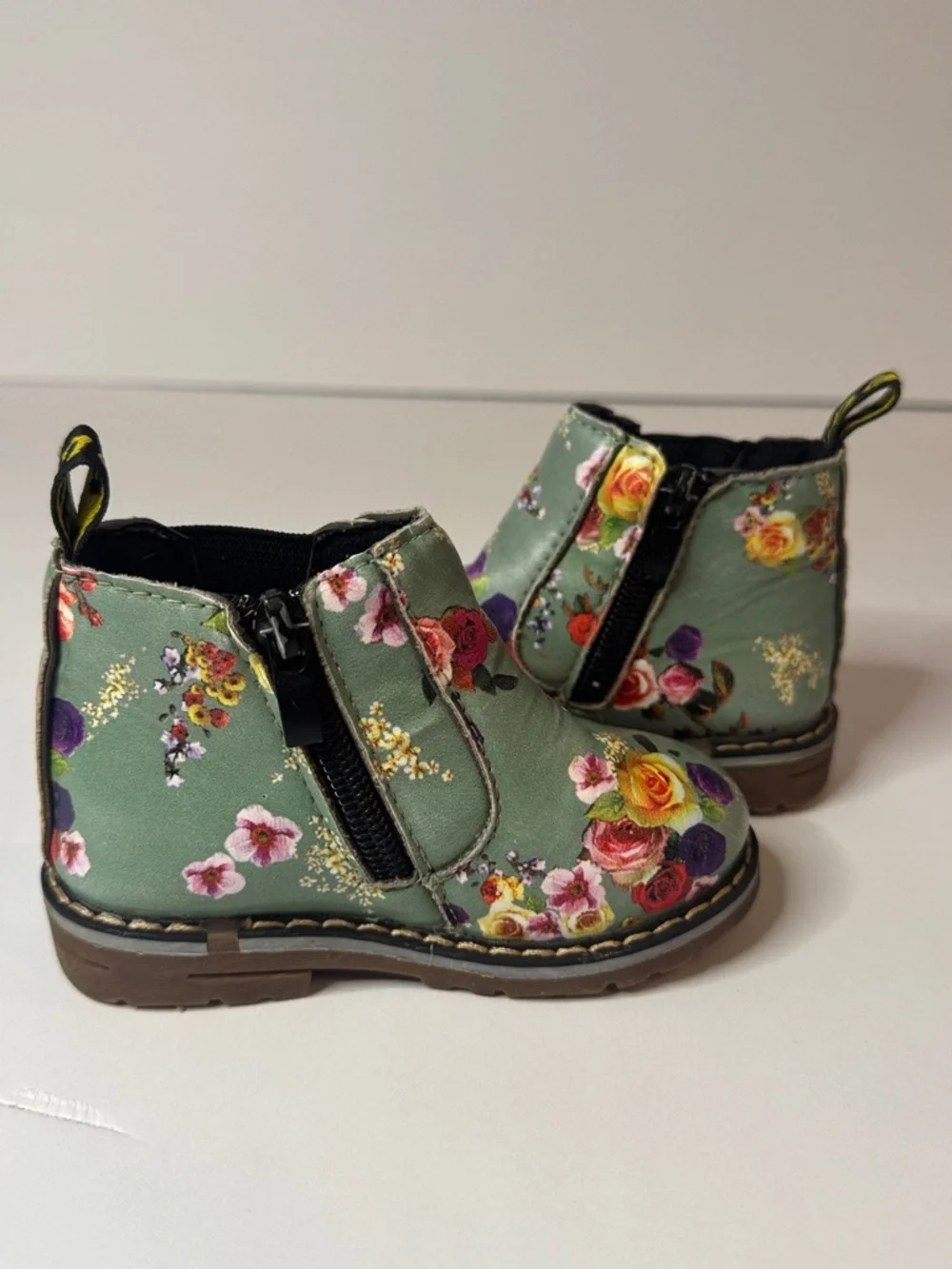Toddler Green Floral Boots, Euro size 21 (US size 5-5.5, Non-slip Soles
